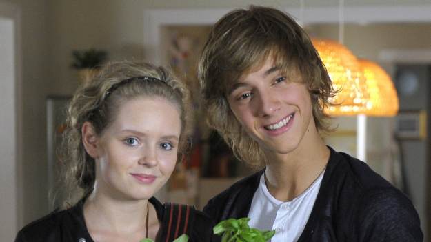 RMF Extra: Gwiazdy "Rodzinki.pl" znów razem. Tak Olga Kalicka komentuje powrót na plan [FOTO]