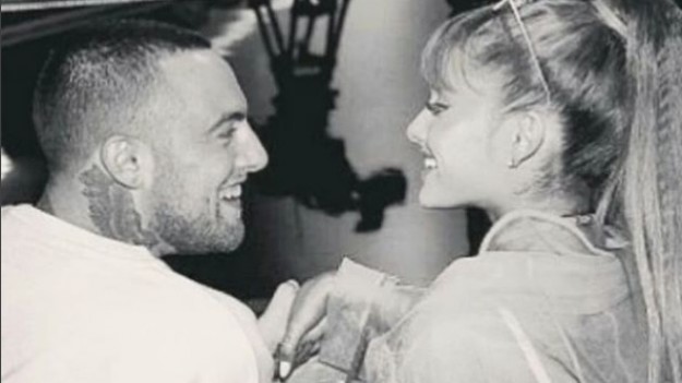 RMF Extra: Ariana Grande przerywa milczenie: Piosenkarka wspomina zmarłego Maca Millera