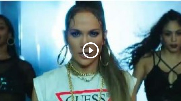 RMF Extra: Gorąca J.Lo i taneczna bitwa w klipie do "Amor Amor Amor"