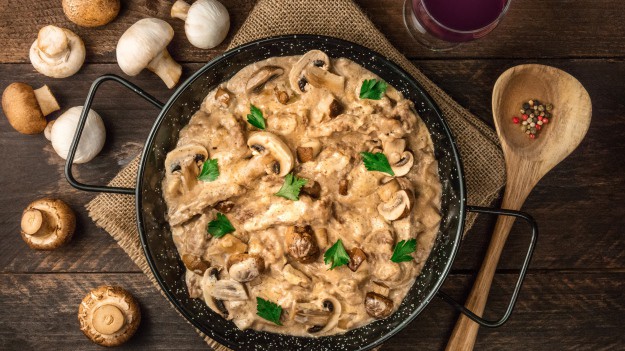 RMF Extra: Grzyby w sosie własnym na zimę [PRZEPIS]