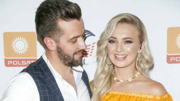 RMF Extra: Barbara Kurdej-Szatan w ciąży. To zdjęcie "z brzuszkiem" rozczuliło internautów