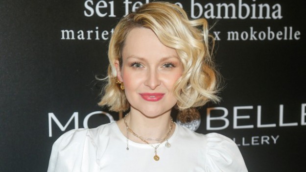 RMF Extra: Marieta Żukowska w bikini. Aktorka zachwyca figurą na pocztówce z wakacji. "Zaniemówiłem"