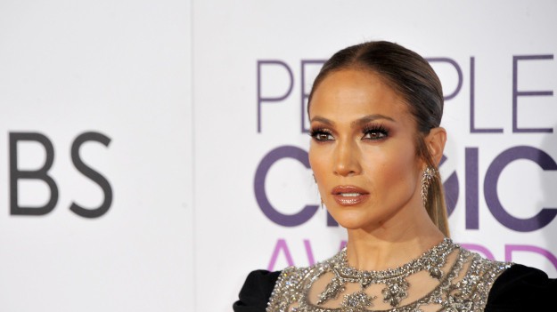 RMF Extra: Jennifer Lopez na wybiegu Versace. Piosenkarka w sukience sprzed 19 lat!