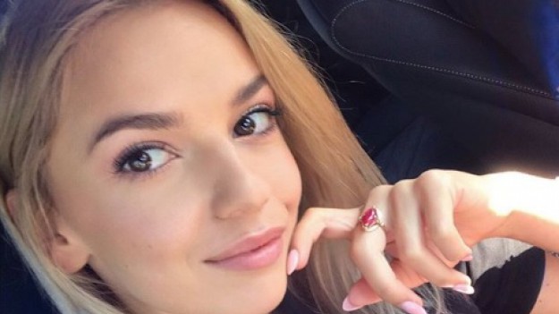 RMF Extra: Oliwia ze "Ślubu..." na gorącej fotografii! Uczestniczka programu zapozowała w stroju kąpielowym