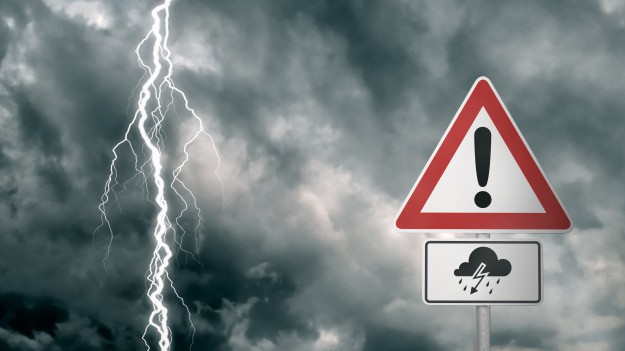 RMF Extra: Sprawdź, gdzie jest burza! Nadciągają potężne nawałnice! RCB wydało alert!