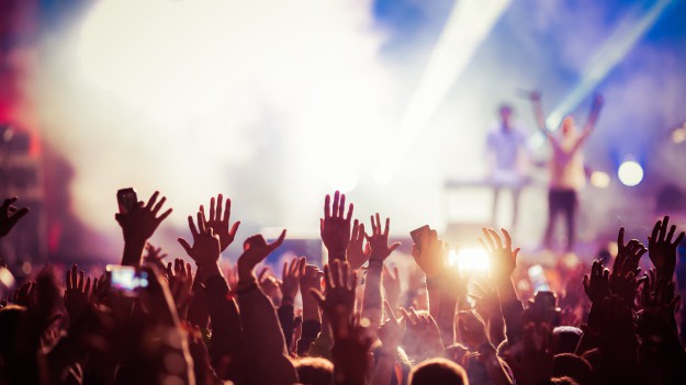 RMF Extra: Kiedy muzycy będą mogli wrócić do koncertowania? Komentuje ekspert WHO