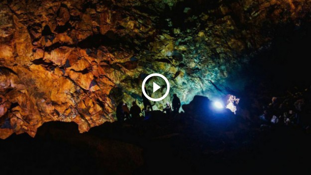 RMF Extra: Historyczny koncert wewnątrz wulkanu na Islandii. Zobacz wideo!