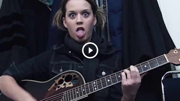 RMF Extra: Kiedyś śpiewała psalmy, dziś jest symbolem seksu. Katy Perry kończy 32 lata!