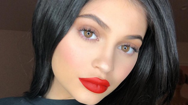 RMF Extra: Kylie Jenner na zdjęciu z córką. Stormi ma już miesiąc!