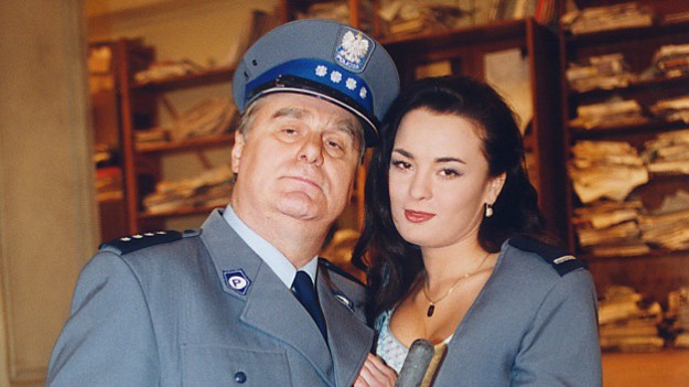 RMF Extra: Jak wygląda dziś Andżelika z "13 posterunku?" Joanna Jędrejek znów w serialu! [ZDJĘCIE]