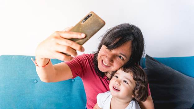 Fundacja, która broni sharentingu...