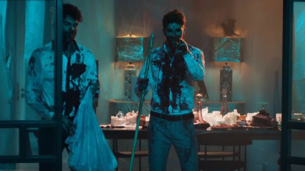 RMF Extra: The Chainsmokers w wampirycznym wydaniu: zobacz nowy teledysk "You Owe Me"