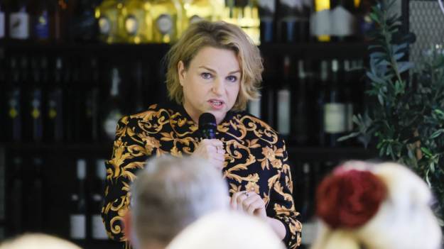 Bosacka dziś jest zakochana. O kochance byłego..