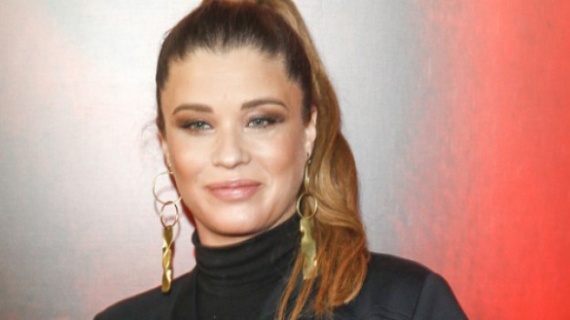 RMF Extra: Ciężarna Maria Konarowska topless. Wyjątkowe kadry wiele odsłaniają!