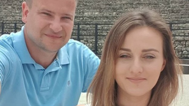 RMF Extra: Anna i Grzegorz Bardowscy na zdjęciu z dziećmi. Internauci zwrócili uwagę na pewien szczegół