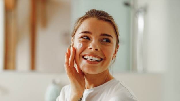 RMF Extra: Co na podrażnienie po retinolu? Skuteczne sposoby na złagodzenie skóry