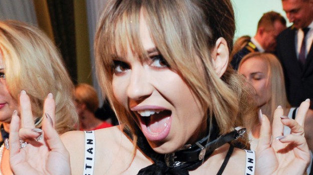 RMF Extra: Doda weźmie udział w rozbieranej sesji zdjęciowej? Postawiła jeden warunek