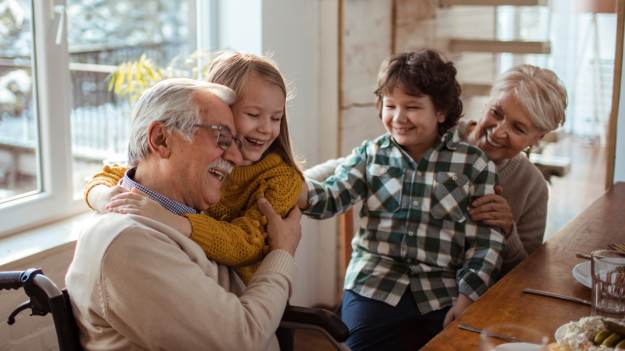 RMF Extra: Dzień Babci, Dzień Dziadka i Dzień Dziabka. Sprawdź, kiedy wypadają i zapamiętaj te daty