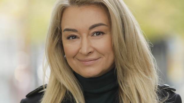 RMF Extra: Martyna Wojciechowska przed obiektywem w dopasowanym body! Szczere wyznanie poruszyło internautów: "Jakie to jest piękne" [FOTO]