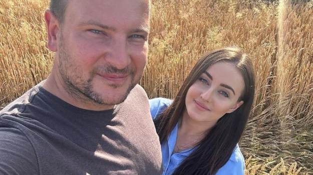 RMF Extra: Rodzina Anny i Grzegorza Bardowskich w "powiększonym składzie". Uczestniczka "Rolnik szuka żony" pokazała wyjątkowe zdjęcie