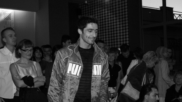 RMF Extra: Nie żyje były Mister Poland, aktor "Niani" i "Na Wspólnej". Miał 44 lata. Zmagał się z przerażającą chorobą