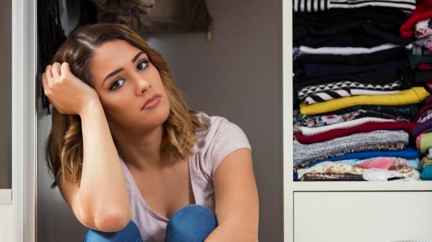 RMF Extra: 7 kolorów, które ubierają ludzie z niską samooceną. Psychologia mówi jasno