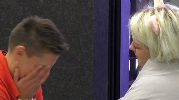 RMF Extra: "Big Brother 2". Namiętny pocałunek Ewy i Kamila. Zrobiło się bardzo gorąco