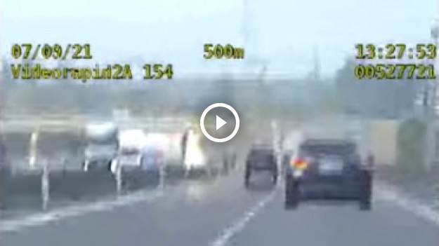 RMF Extra: Jechał mercedesem 249 km/h. "Spieszyłem się" [FILM]