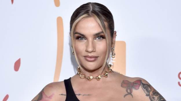 RMF Extra: Karolina Gilon w stroju kąpielowym. Pokazała gorące nagranie z basenu! "Petarda" [WIDEO]