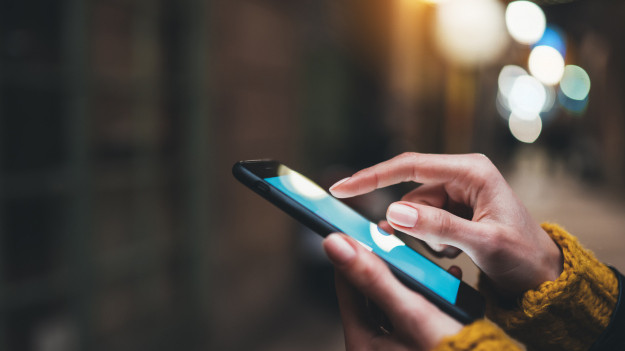 RMF Extra: Podszywają się pod dużą firmę. Ponad 200 zgłoszeń dot. oszustwa! Możesz stracić oszczędności