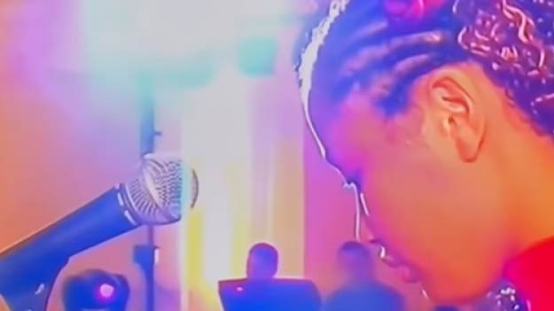 RMF Extra: Archiwalne nagranie z Patricią Kazadi obiegło sieć. Fani porównują ją do Christiny Aguilery! [WIDEO]