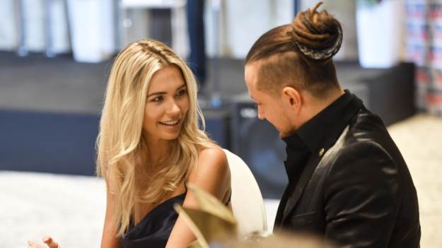 RMF Extra: Baron pokazał intymne ujęcia z wakacji z Sandrą Kubicką. "Tak wygląda moje niebo" [WIDEO]