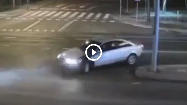 RMF Extra: Młode rodzeństwo zginęło w wypadku. Kamera uchwyciła moment tragedii [WIDEO]