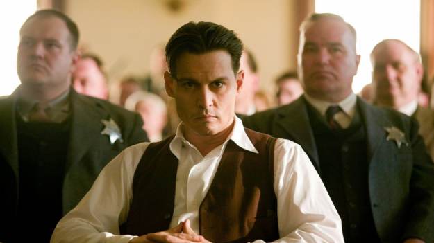 RMF Extra: Johnny Depp jako wróg numer jeden. Ten gangsterski hit to pozycja obowiązkowa