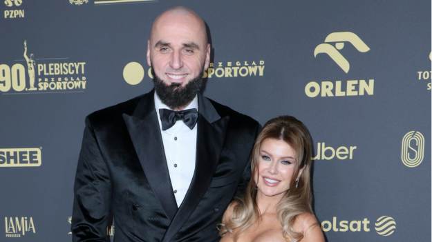 RMF Extra: Marcin Gortat został ojcem! Koszykarz z żoną pokazali zdjęcie dziecka i zdradzili nietypowe imię