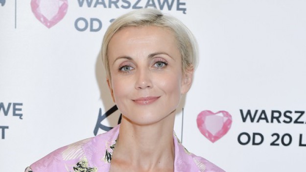RMF Extra: Katarzyna Zielińska zmieniła fryzurę! Aktorka zdecydowała się na śmiały kolor