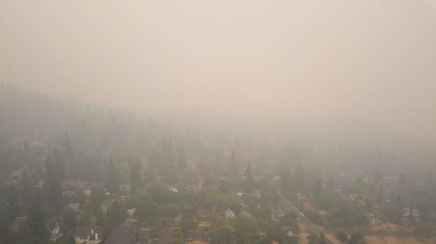 RMF Extra: Rządowe Centrum Bezpieczeństwa: "Zrezygnuj z aktywności na zewnątrz"