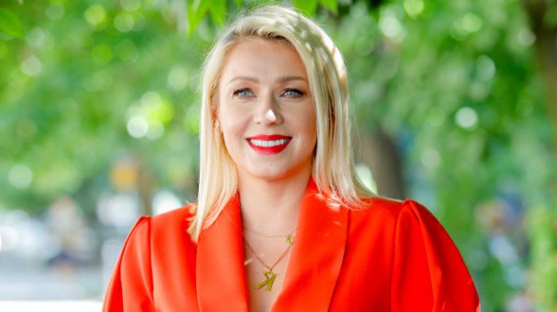 RMF Extra: Kasia Cerekwicka zachwyciła najnowszym zdjęciem z wakacji. Wokalistka opublikowała kadr prosto z basenu!