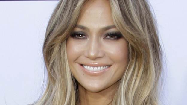 RMF Extra: Jennifer Lopez w odważnej sesji zdjęciowej. 53-latka pokazała fotografie sprzed niemal dwóch dekad [FOTO]