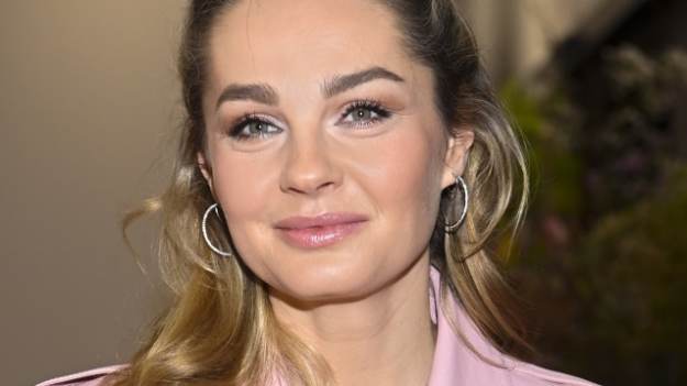 RMF Extra: Małgorzata Socha pożegnała się z filmową ekipą. Aktorka zdradziła, że to koniec prac 