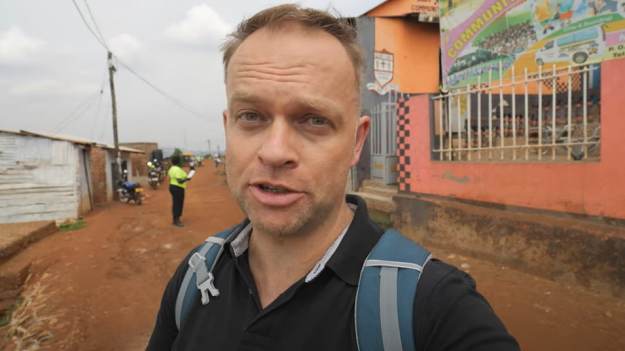 RMF Extra: Polski youtuber odmienił życie afrykańskich dzieci! Dzięki niemu 71 młodych poszło do szkoły