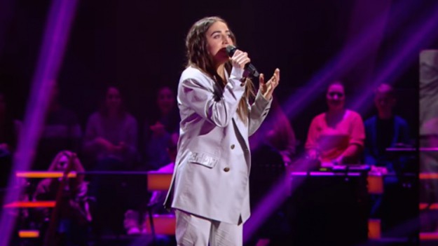 RMF Extra: Reprezentantka Armenii na Eurowizji śpiewa polski przebój! Jak sobie poradziła?