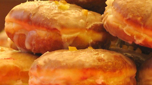 RMF Extra: Jutro tłusty czwartek! Sprawdź przepis na idealne pączki!