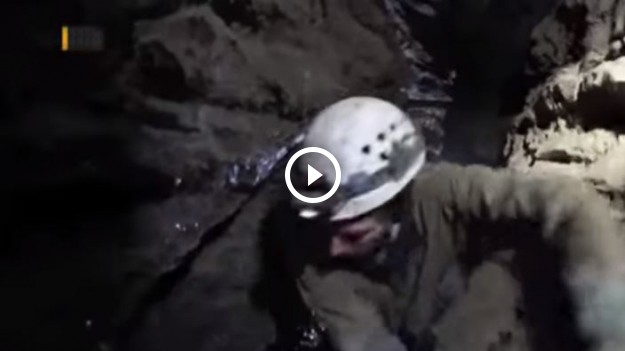 RMF Extra: Na dnie najgłębszej jaskini na świecie odkryto 20 nieznanych do tej pory form życia