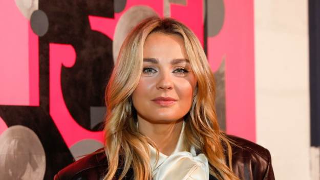 RMF Extra: Małgorzata Socha z całą rodziną w psim zaprzęgu. Trójka dzieci uśmiecha się do kamery! [FOTO] 