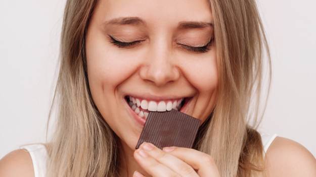 RMF Extra: Jedzenie czekolady może spowolnić starzenie? Zaskakujące odkrycie naukowców
