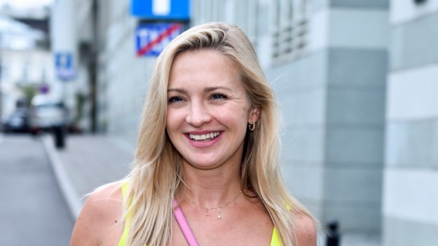 RMF Extra: Barbara Kurdej-Szatan chce przyspieszyć poród. Pyta fanki o naturalne sposoby