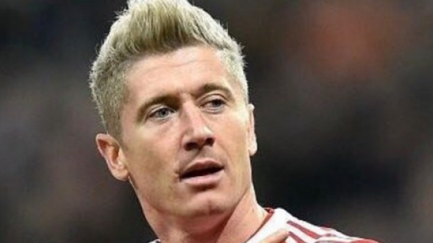 RMF Extra: Robert Lewandowski nie jest już blondynem! Piłkarz ma nową fryzurę