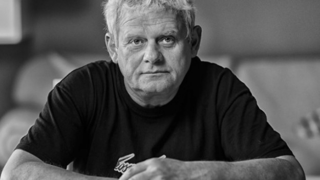 RMF Extra: Kazik Staszewski traci słuch! Czy to koniec jego kariery?