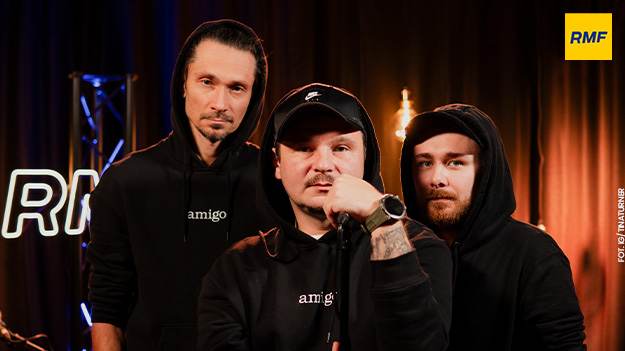 RMF Extra: EMO zaprezentował nową wersję "Letniego deszczu". To prawdziwy miód na serce [WIDEO]